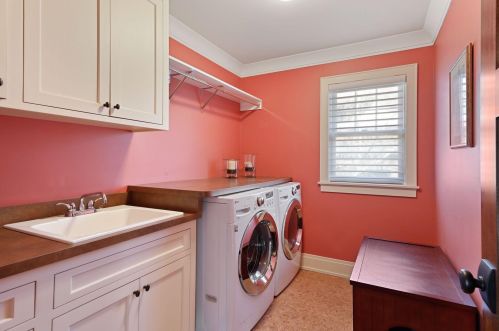 3810 Upton Ave, Minneapolis MN 55410-1239 exterior