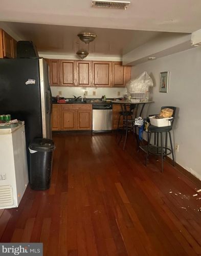 940 Eastern Ave, Washington, DC 20019-7073