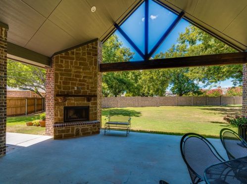 105 Water Garden Dr, Waxahachie TX  75165-6243 exterior