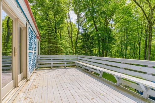 25 Windaway Rd, Bethel, CT 06801-1609