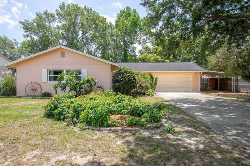 831 Vercelli St, Deltona, FL 32725-3520