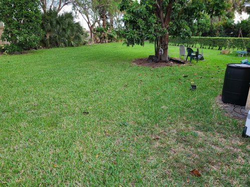 918 Gazetta Way, West Palm Beach, FL 33413-1059