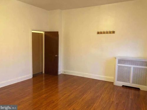 1438 Broad St, Philadelphia PA  19146-4808 exterior
