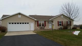 1131 Morgan Taylor Ct, Menasha WI  54952-8932 exterior