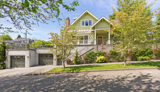 6005 Fremont Ave, Seattle, WA 98103-5644