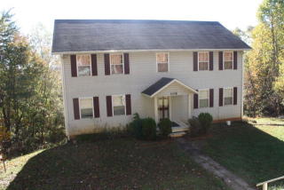 108 Topaz Dr, Martinsville, VA 24112-0958