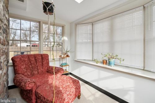 71 7th Ave, Collegeville PA  19426-2107 exterior