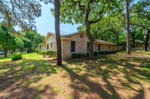1801 Woodbrook St, Denton, TX 76205-7867