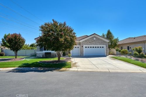 1594 Tanglewood Ct, Beaumont CA  92223-8540 exterior