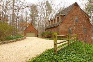 705 Lochridge Ln, Earlysville, VA 22936-9639