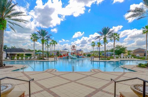 8149 Lagerfeld Dr, Land O Lakes FL  34637-3203 exterior