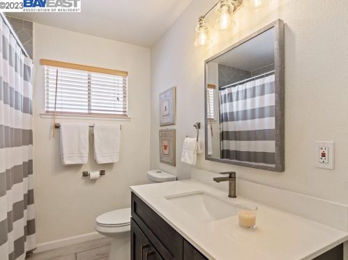 3825 Harbor St, West Pittsburg CA  94565-6106 exterior