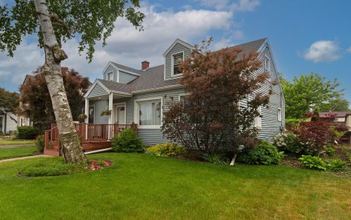 2908 91st St, Sturtevant, WI 53177-2013