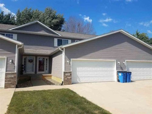 1205 Lois Ln, Waterloo, IA 50702-4246