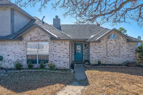 5208 Gaelic Ct, Denton, TX 76208-6400
