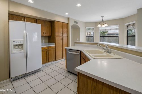 7009 Taro Ln, Glendale AZ  85308-6177 exterior