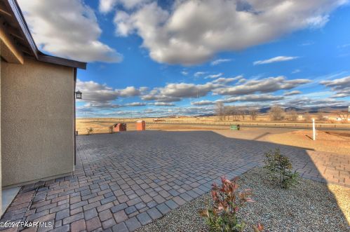 5880 Robert Rd, Prescott Valley, AZ 86314-4224