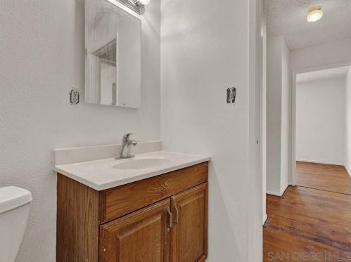 2771 Beatrice St, San Diego CA 92139-2442 exterior