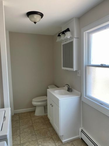 14 Springfield Ct, Rochester NH exterior