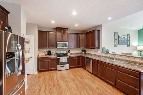 7333 Vista View Cir, New Haven, OH 45030-7521