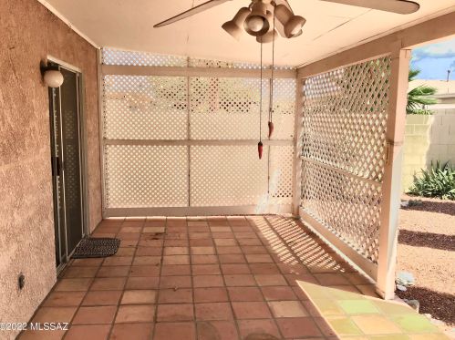 8756 Eagle Creek Dr, Tucson AZ  85730-5709 exterior