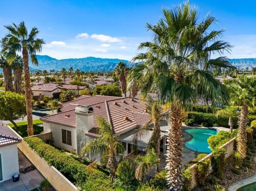79806 Barcelona Dr, La Quinta CA  92253-8809 exterior