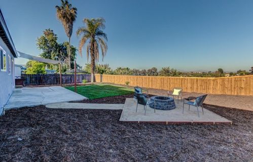 6105 Samuel St, La Mesa CA  91942-2557 exterior