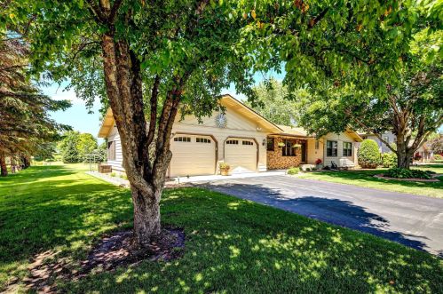 1933 Cypress Rd, Saint Cloud, MN 56303-0220