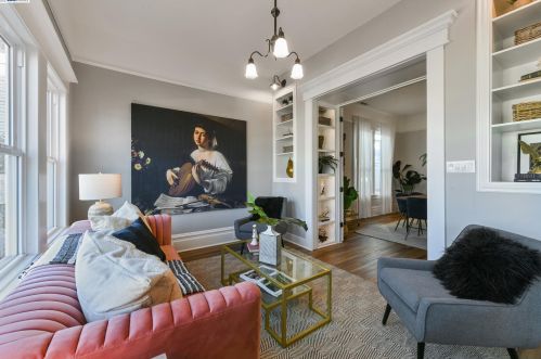 733 59th St, Oakland CA 94609-1417 exterior