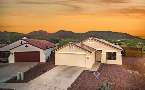 8010 Mural Hill Dr, Tucson, AZ 85743-7513