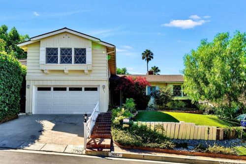 3667 Willowcrest Ave, North Hollywood, CA 91604-3921