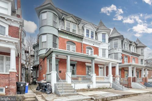 2007 2nd St, Harrisburg, PA 17102-2147
