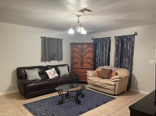 5541 Sholtz St, Naples, FL 34113-8766