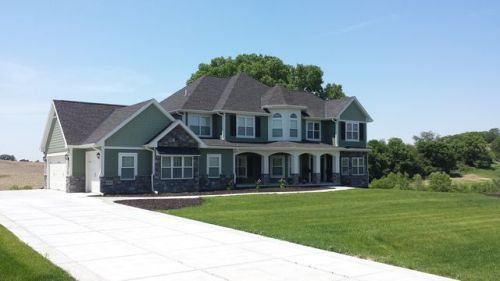 12018 224th St, Gretna, NE 68028-4380