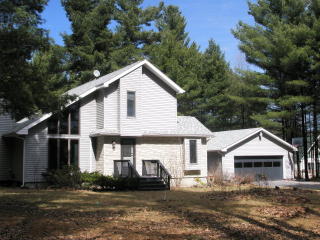 996 Fuller Rd, Peru, NY 12972-5008
