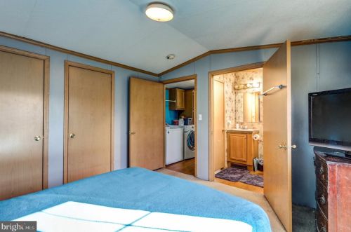 961 Rettew Ml Rd, Ephrata PA  17522-1871 exterior