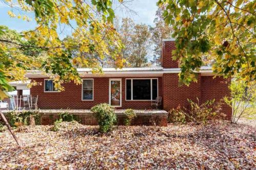 1208 Kentucky St, Kingston, TN 37763-2328