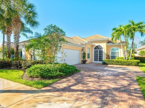 28660 Wahoo Dr, Bonita Springs, FL 34135-5305