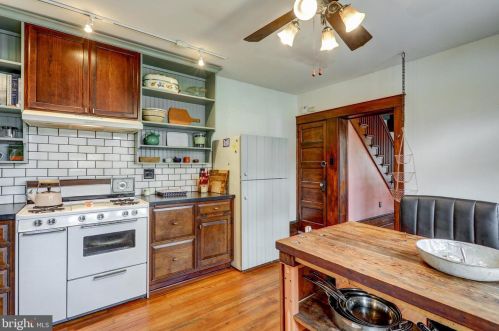 546 Orange St, Lancaster PA  17603-3669 exterior