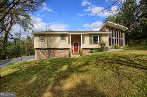 512 Nauvoo Rd, Alpine, PA 17339-9322