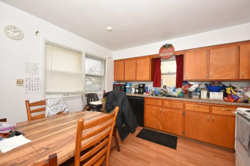 2936 60, Milwaukee WI 53210-1402 exterior