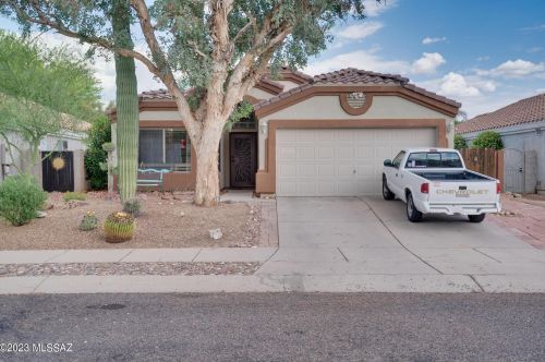 2200 Creek Vista Dr, Tucson, AZ 85749-8716