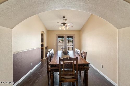 4056 Saguaro Park Ln, Glendale, AZ 85310-3262
