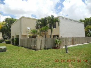 1569 Shaker Cir, West Palm Beach, FL 33414-5793