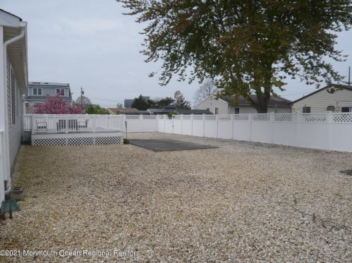 1010 Anchor Way, Lacey NJ  08731-4715 exterior