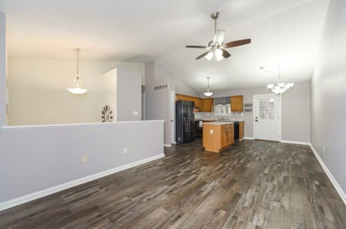 2569 Evergreen Dr, Covington KY  41017-9450 exterior