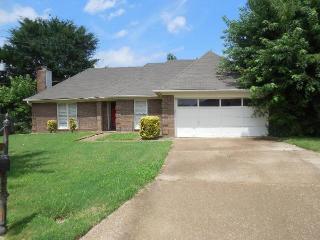 7330 Schilling Cv, Memphis, TN 38125-6500