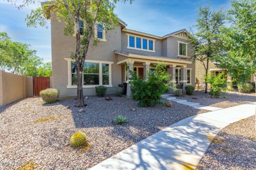 1958 Sunnyvale Ave, Gilbert AZ  85295-9089 exterior