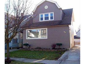 46 Nicholson St, Buffalo, NY 14214-1165