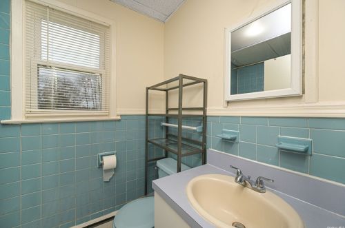 3 Hunter Ave, Miller Place NY  11764-2715 exterior